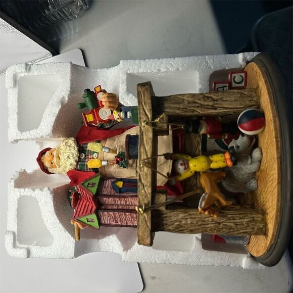 Traditions Vintage Santa Claus Toy Maker Figurine Fabric Mache Santa Centerpiece - Picture 14 of 16